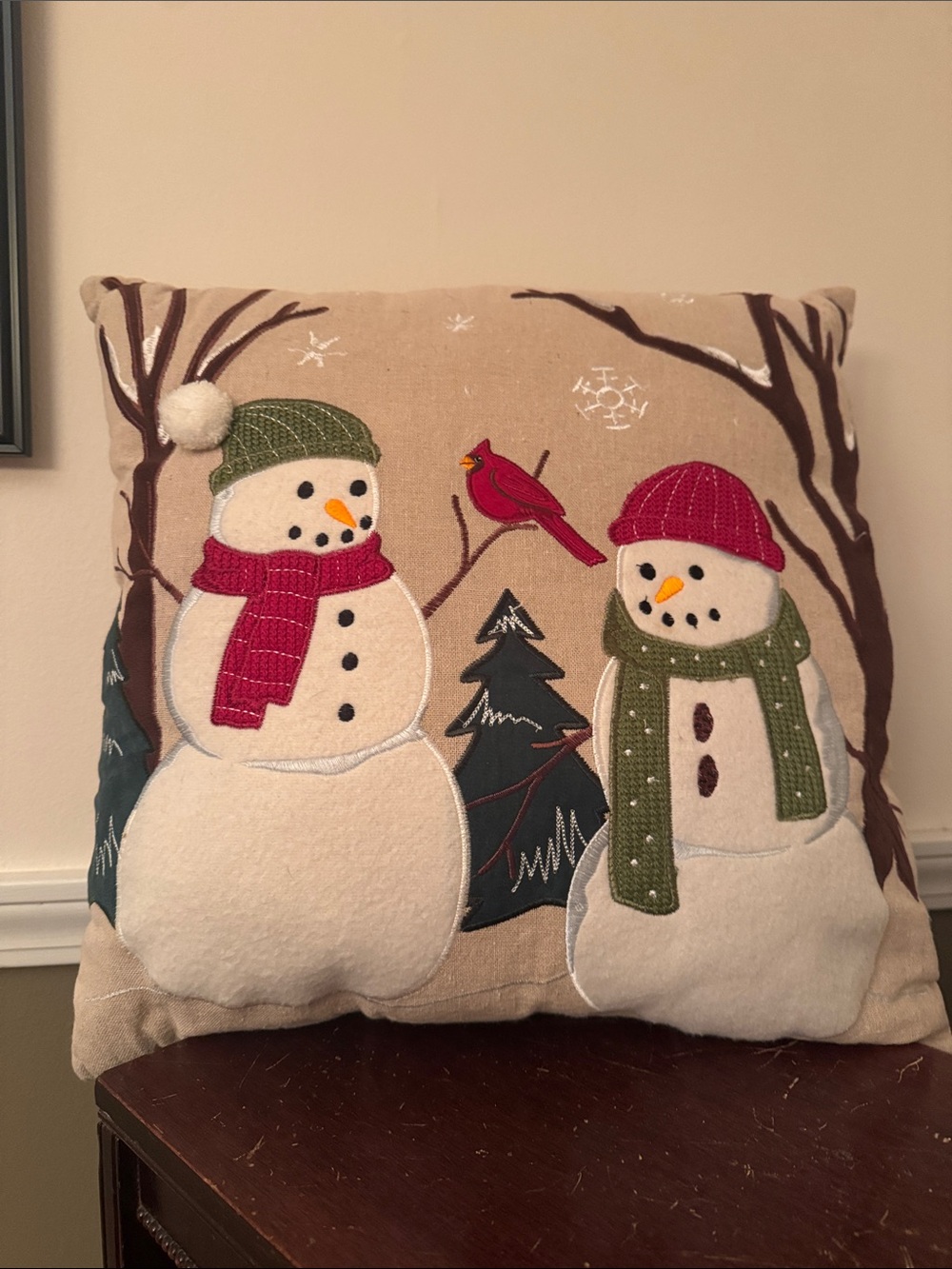 Source Unknown Beige Holiday Pillow with Red, Green, White Snowmen